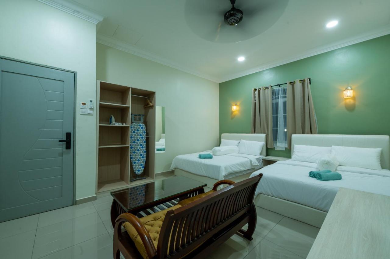 Dracaena With Swimming Pool, Hill View And 20 Minutes To Town * Malacca