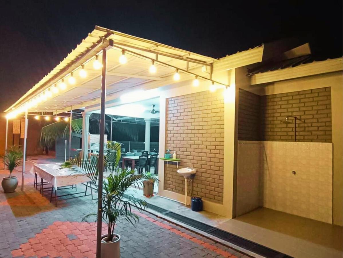Dracaena With Swimming Pool, Hill View And 20 Minutes To Town *