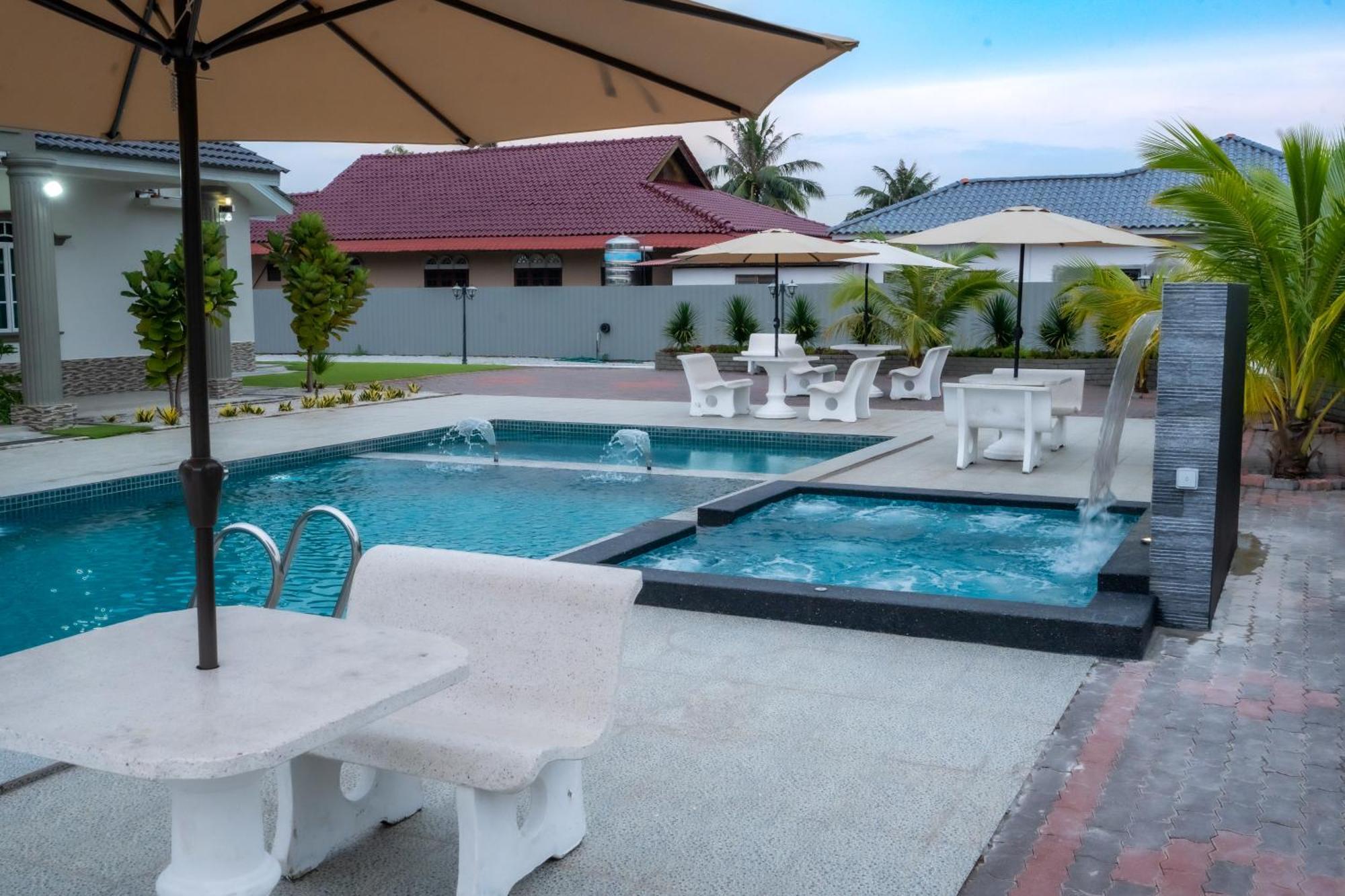 Rumah tetamu Dracaena With Swimming Pool, Hill View And 20 Minutes To Town